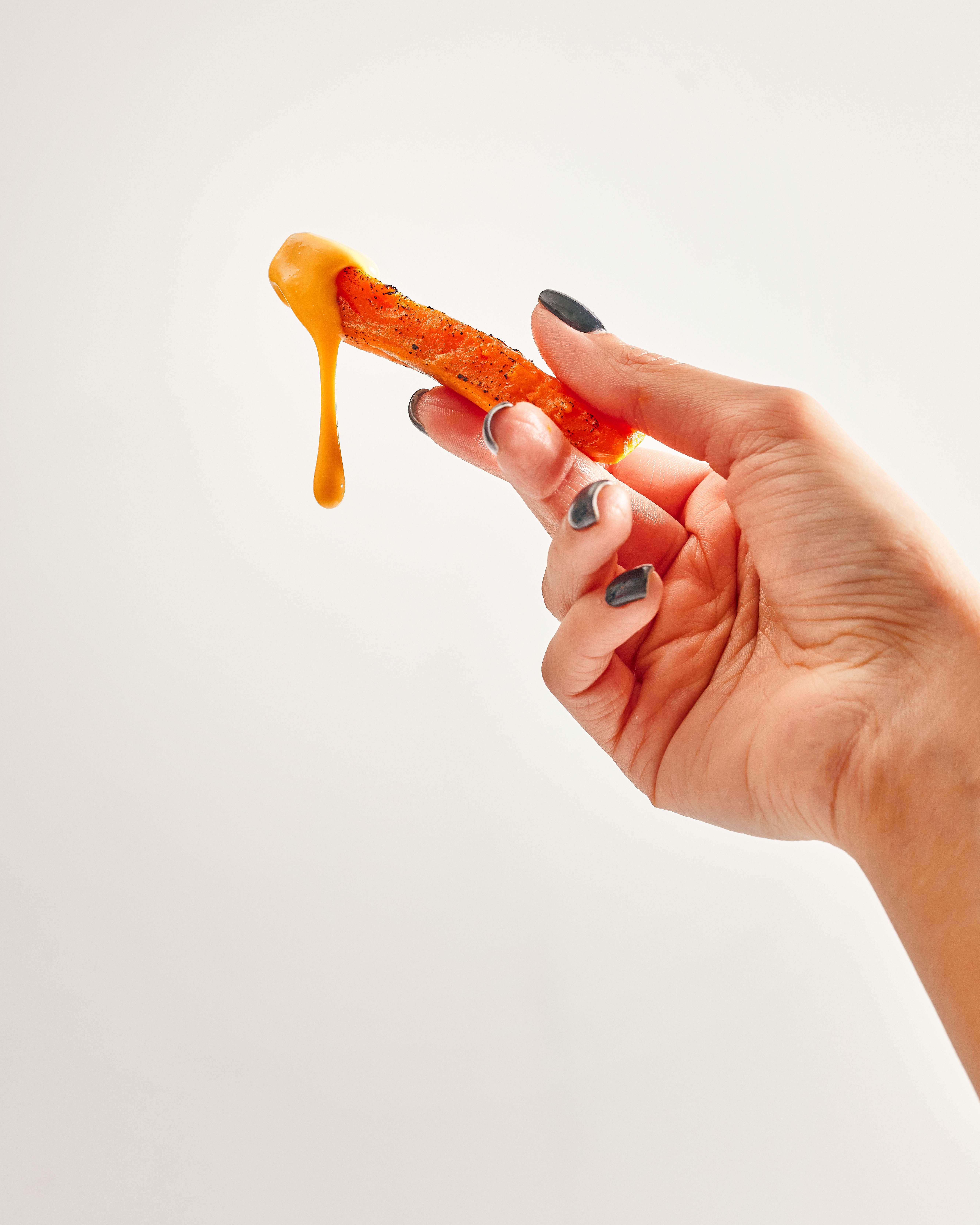 Батат под сырным соусом Чеддер