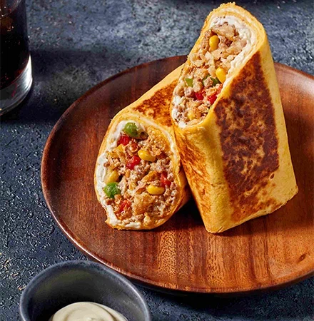 Чимичанга с томленной свининой и баклажаном