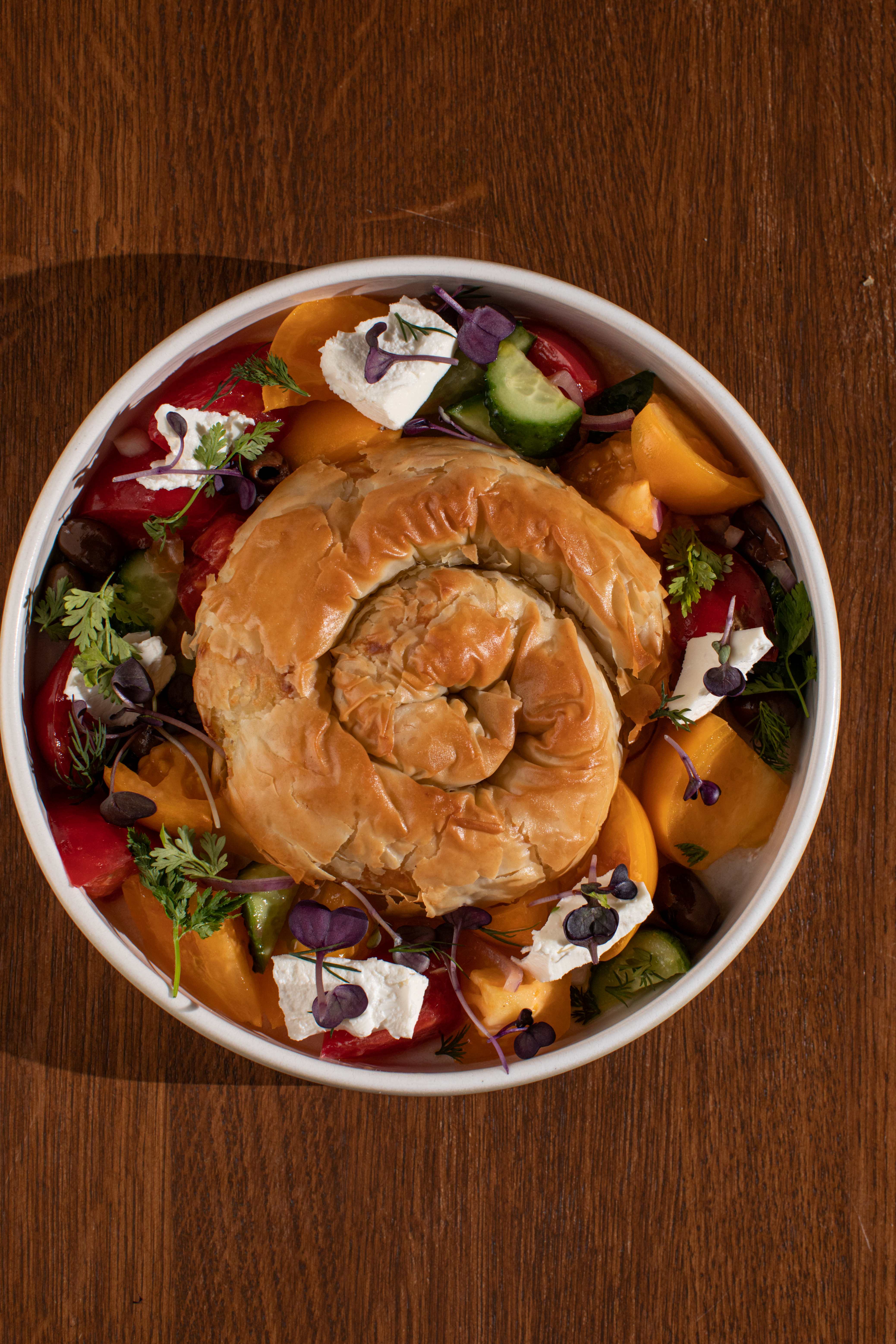 Бурек с мягким сыром в рассолеи сыром творожным, греческий салат  