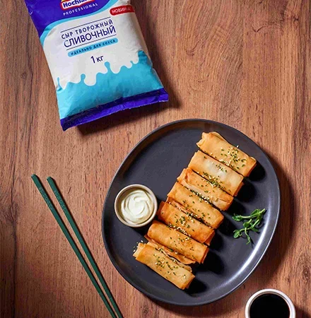 Спринг-ролл с копченым угрем