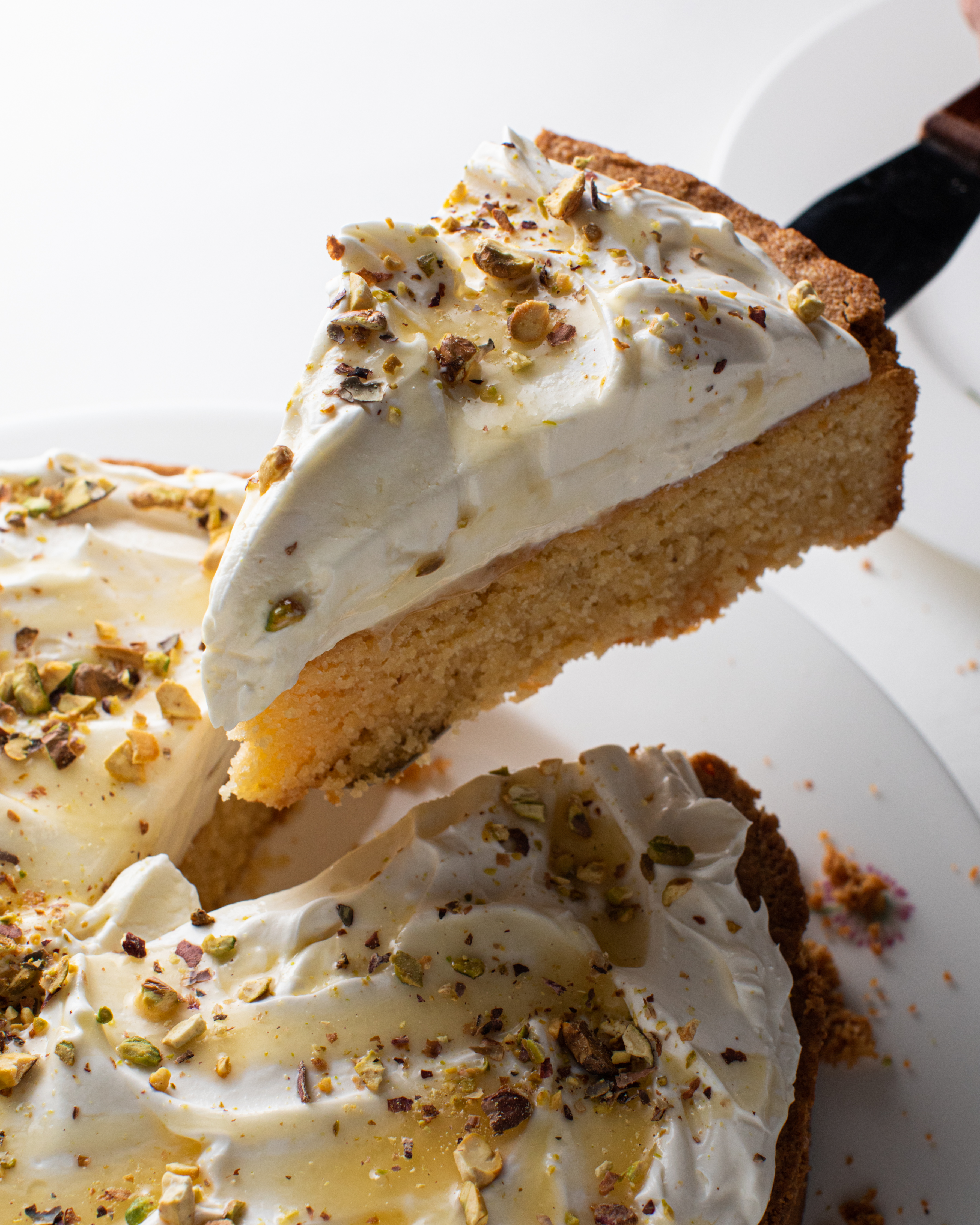 Миндальный пирог с кремом безглютеновый