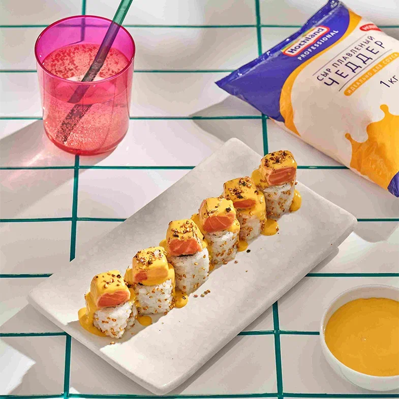 Ролл с лососем